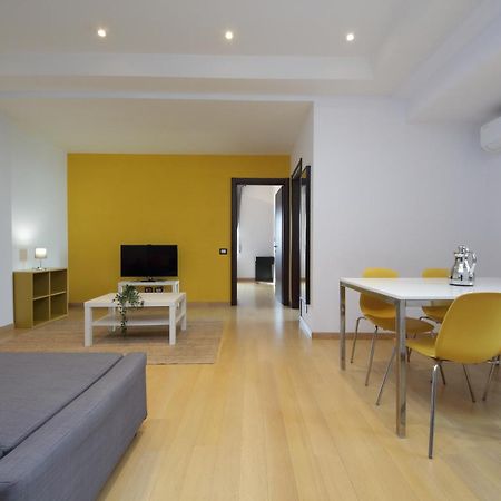 Cozy And Comfy Apartment In Piramide Metro Stop Roma Ngoại thất bức ảnh